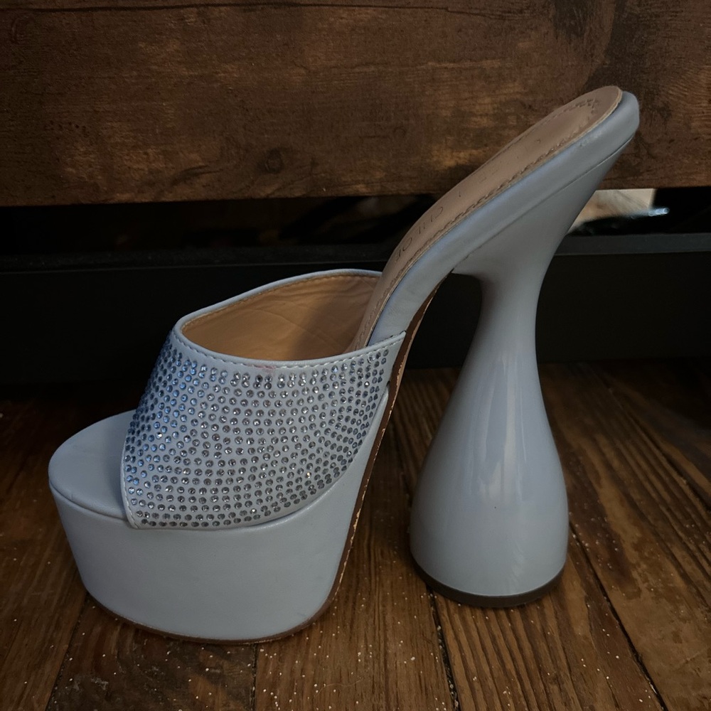 Baby blue rhinestone hour glass heels.